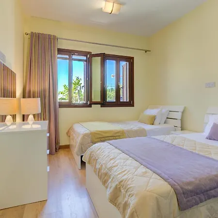 2 Bedroom Eros With Private Pool And Garden, Aphrodite Hills Apartament Kouklia