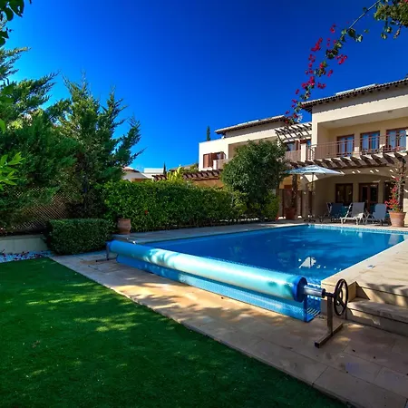 2 Bedroom Eros With Private Pool And Garden, Aphrodite Hills * Kouklia