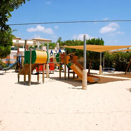 Apartament 2 Bedroom Eros With Private Pool And Garden, Aphrodite Hills Kouklia