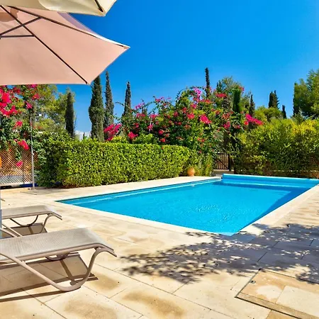 Апартаменты 2 Bedroom Eros With Private Pool And Garden, Aphrodite Hills *