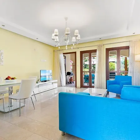 2 Bedroom Eros With Private Pool And Garden, Aphrodite Hills Куклия