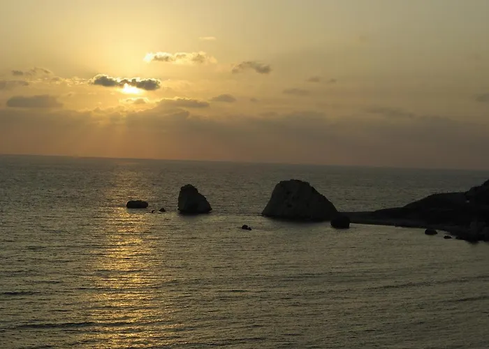 Appartement 2 Bedroom Eros With Private Pool And Garden, Aphrodite Hills *